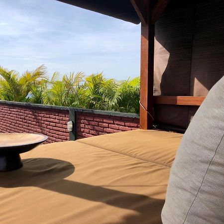 The Hidden Escapes Bingin- Sunset Rooftop Wood House With Ocean View & Private Kitchen أُلُواتو المظهر الخارجي الصورة