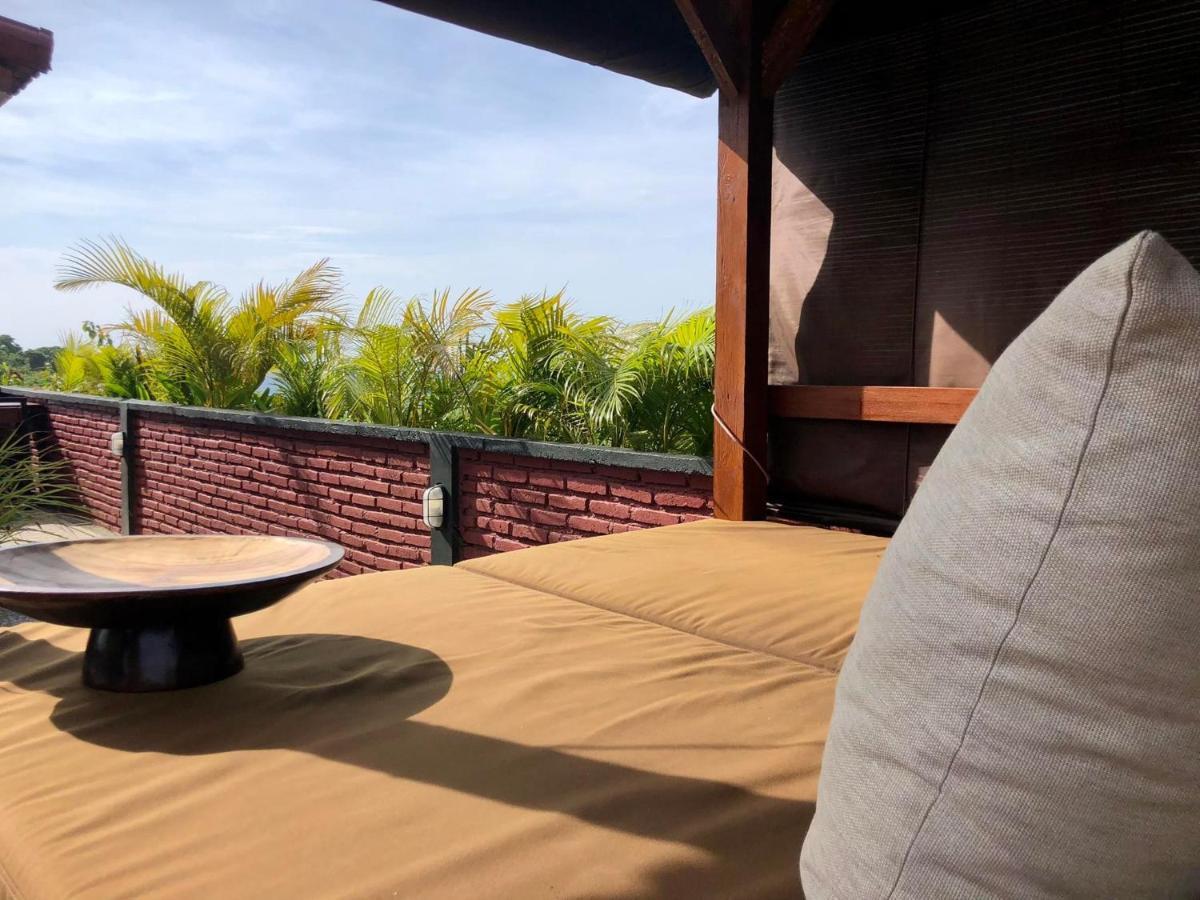 The Hidden Escapes Bingin- Sunset Rooftop Wood House With Ocean View & Private Kitchen أُلُواتو المظهر الخارجي الصورة